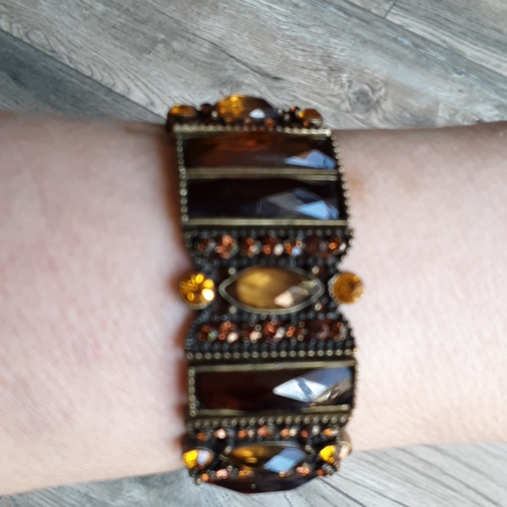 2 for $8 Bundle mix and mach on any items